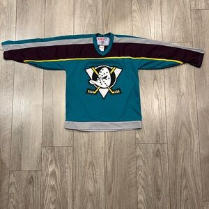 Anaheim Mighty Ducks kids hockey jersey